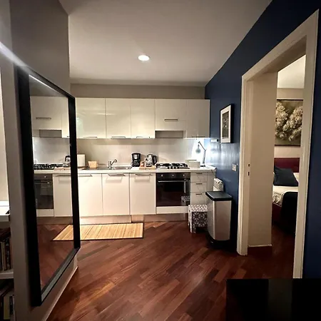 Pace Blu Apartment Rom